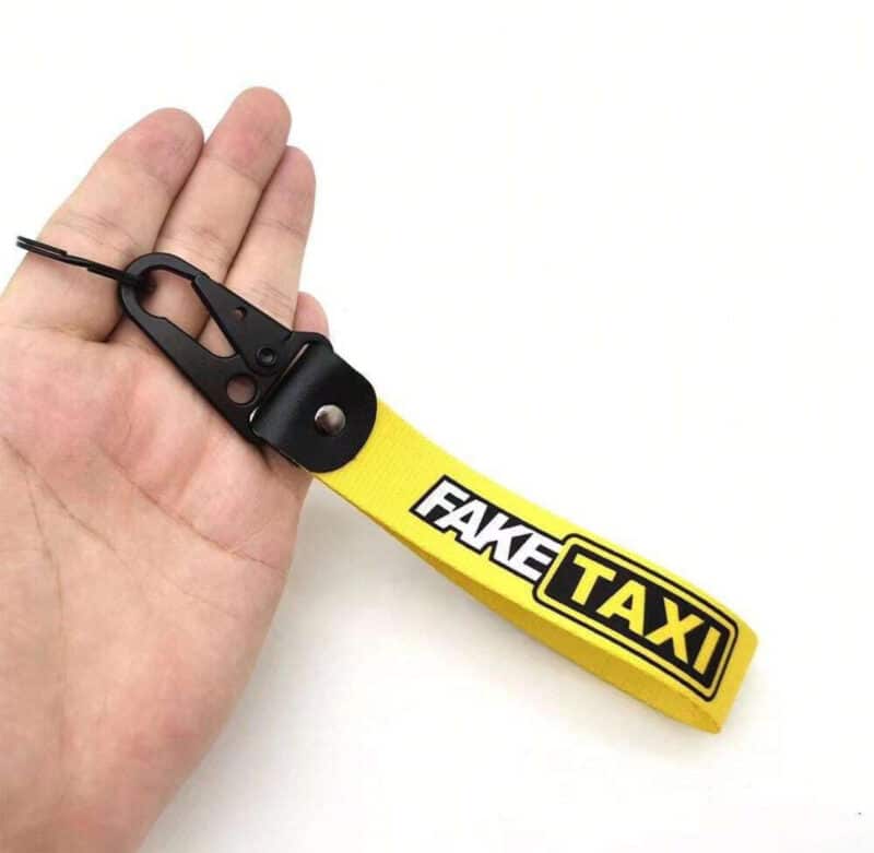 FAKE TAXI Kulcstartó A Legütőképesebbeknek
